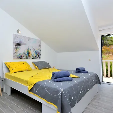 Apartment Sea View Luxury Apartments, Ala Da Milna (Hvar)